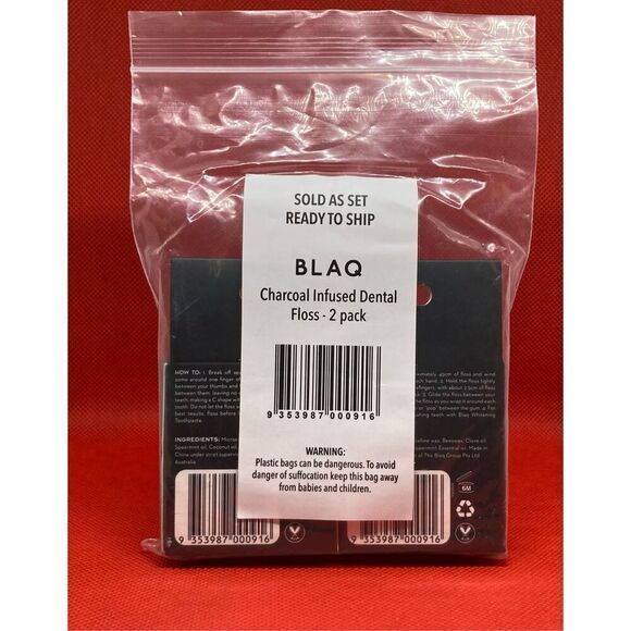 🔥4 pack🔥 Charcoal Infused Dental Floss - Picture 2 of 3